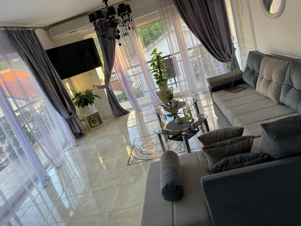 Apartmani Cirovic Luxury Херцег-Нови Экстерьер фото