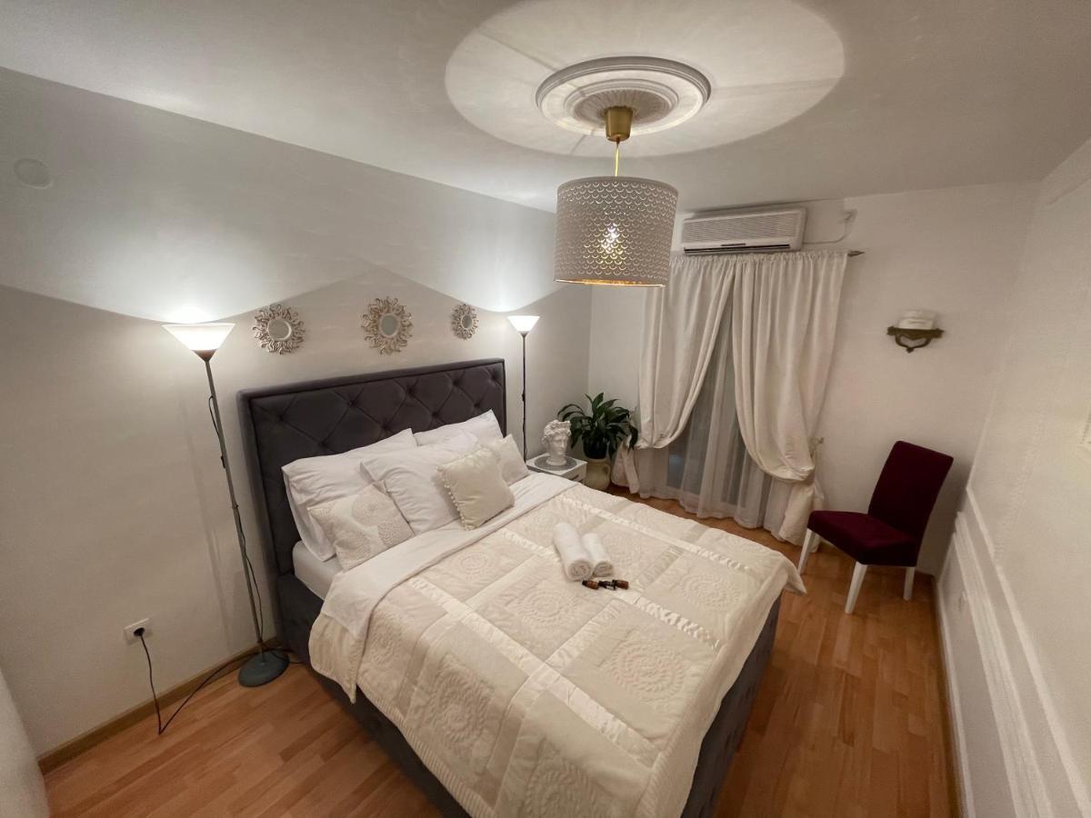 Apartmani Cirovic Luxury Херцег-Нови Экстерьер фото