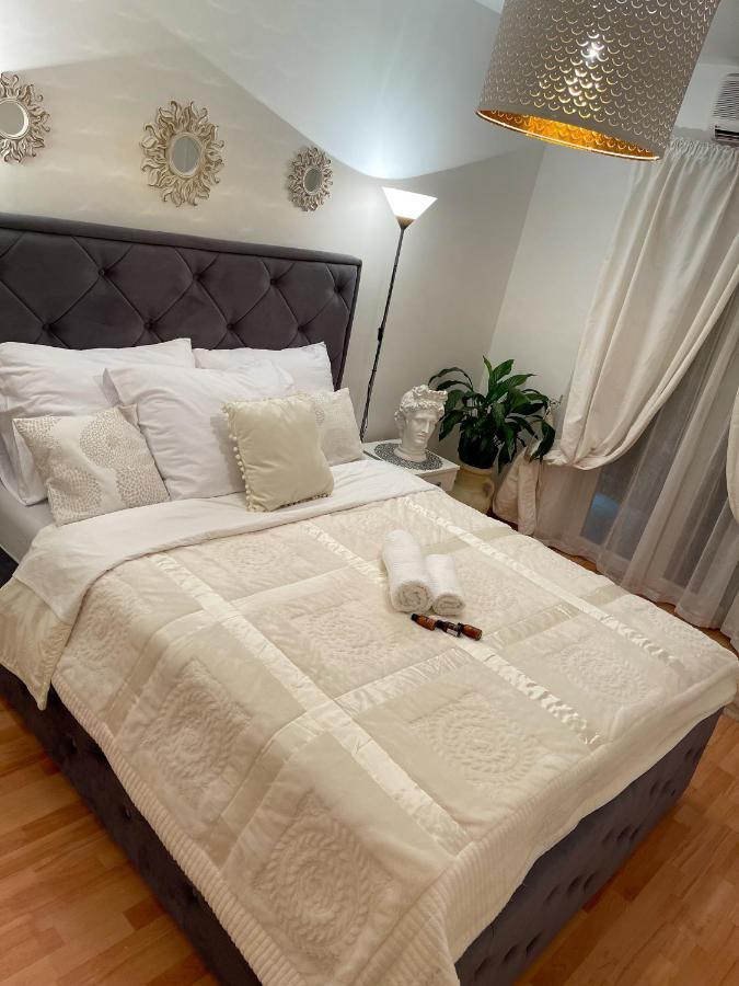 Apartmani Cirovic Luxury Херцег-Нови Экстерьер фото