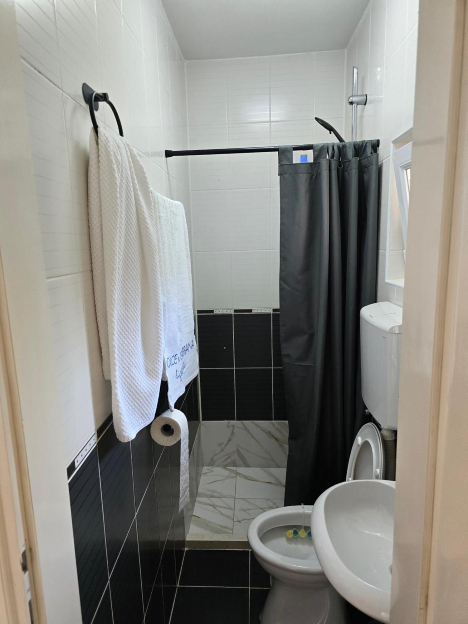 Apartmani Cirovic Luxury Херцег-Нови Экстерьер фото